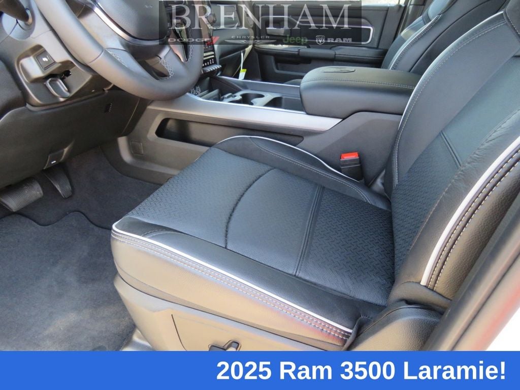 2025 RAM Ram 3500 RAM 3500 LARAMIE MEGA CAB 4X4 6'4' BOX