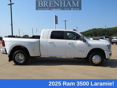 2025 RAM Ram 3500 RAM 3500 LARAMIE MEGA CAB 4X4 6'4' BOX