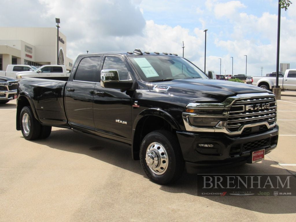 2025 RAM 3500 Limited Longhorn Crew Cab 4x4 8' Box