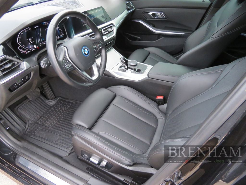 2022 BMW 3 Series 330e Sedan