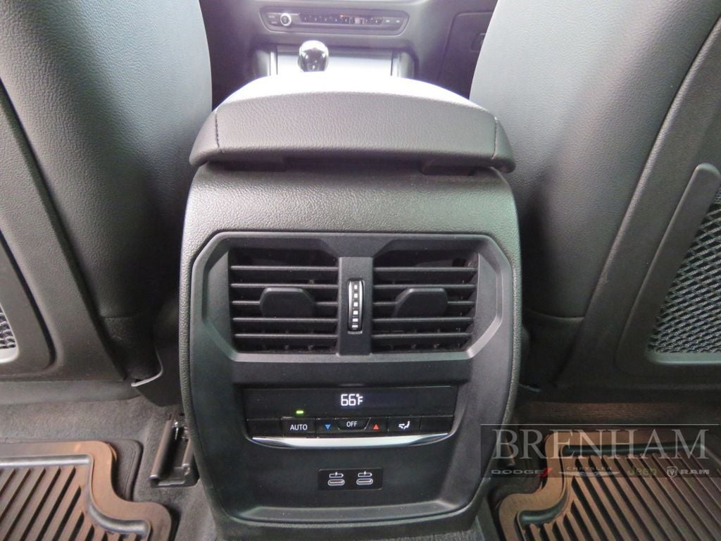 2022 BMW 3 Series 330e Sedan