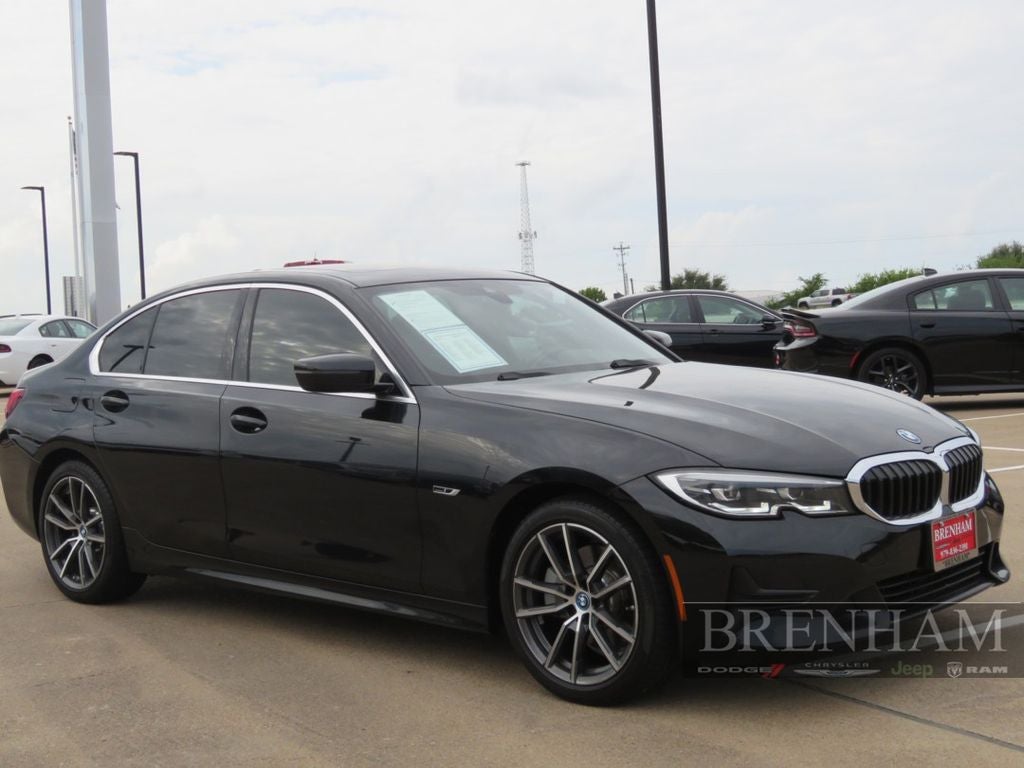 2022 BMW 3 Series 330e Sedan