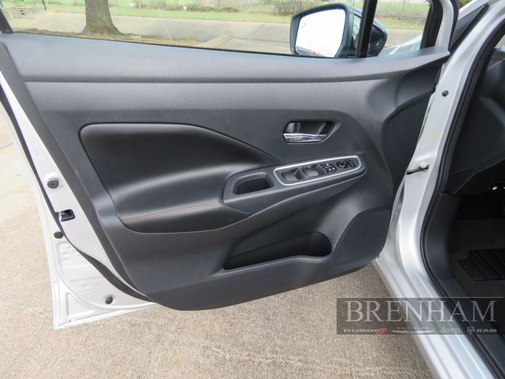 2024 Nissan Versa 1.6 SR