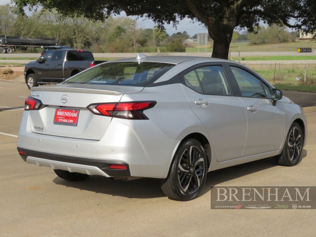 2024 Nissan Versa 1.6 SR