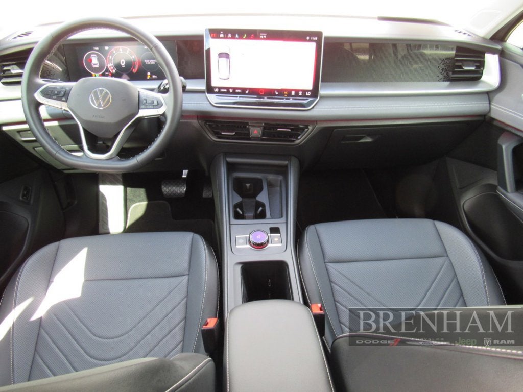 2025 Volkswagen Tiguan 2.0T SE
