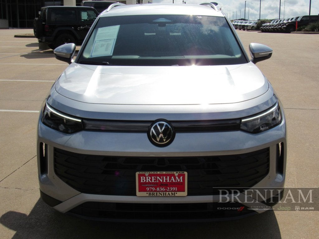 2025 Volkswagen Tiguan 2.0T SE