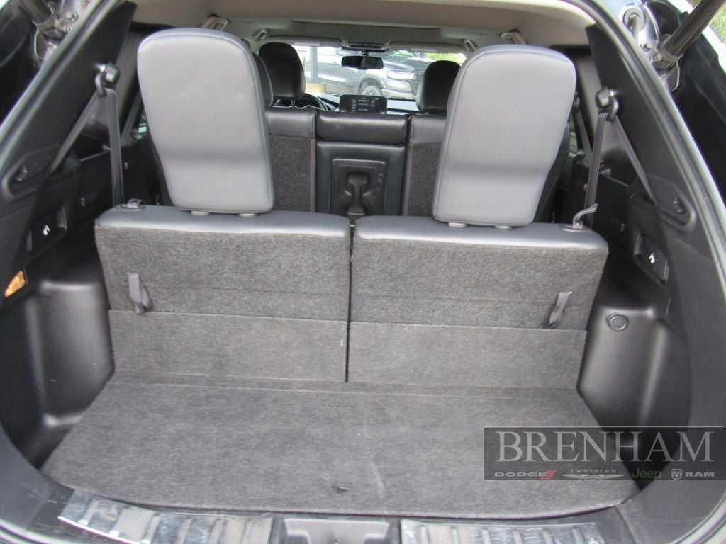 2022 Mitsubishi Outlander Base